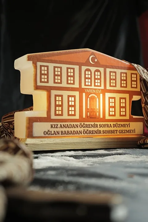Çankırı Yaren Evi Model Dekoratif Tuz Biblosu Ahşap Kaideli